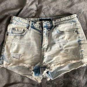 Aeropostale White wash Jean shorts